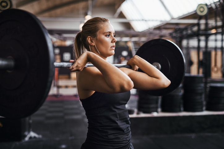 How Lifting Heavy or Light Weights Affects the Body in Different Ways